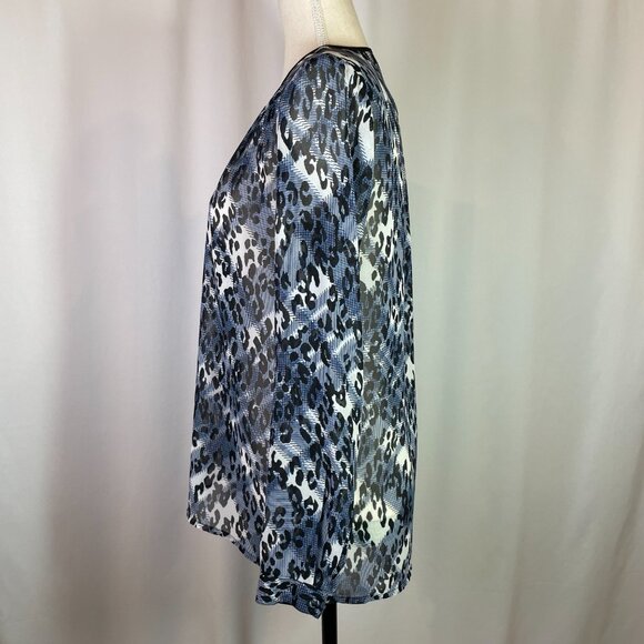 CAbi Fatale Blouse Style 977 Blue Black Leopard Print Long Sleeves Size XS - Picture 2 of 10